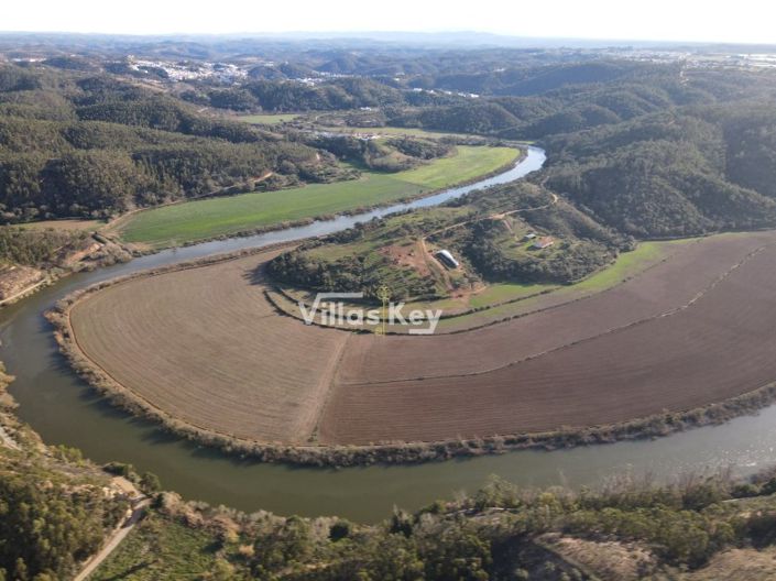 Image No.3-3 Bed Farmhouse for sale