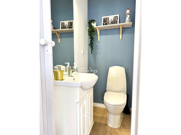 Image No.12-1 Bed House for sale