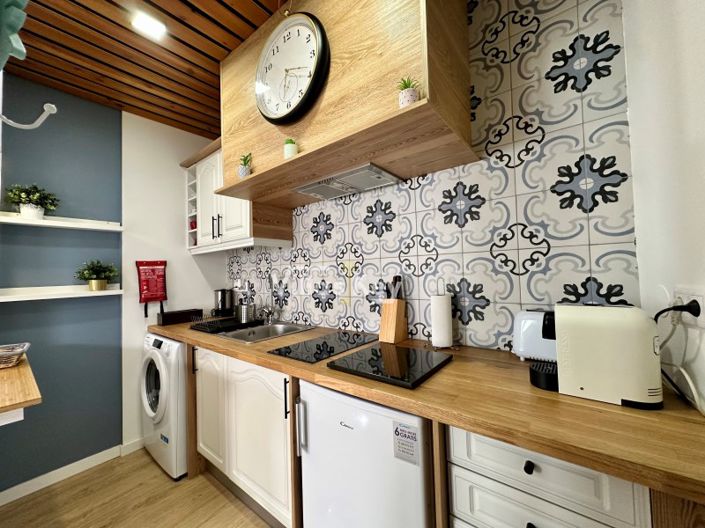 Image No.9-1 Bed House for sale