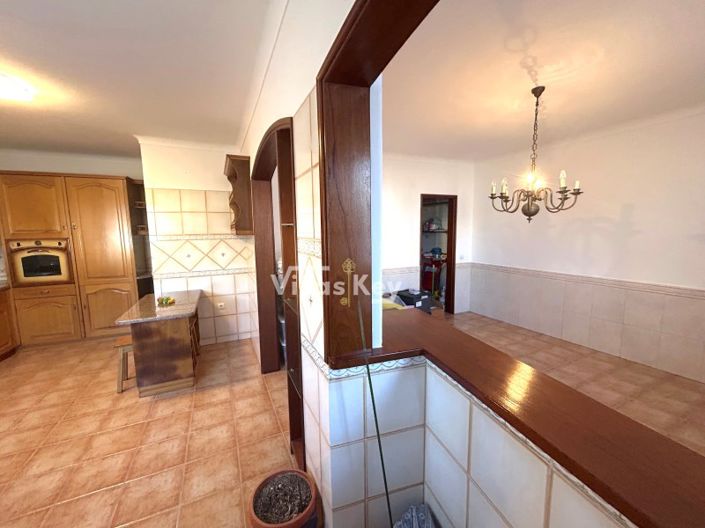 Image No.10-3 Bed House for sale