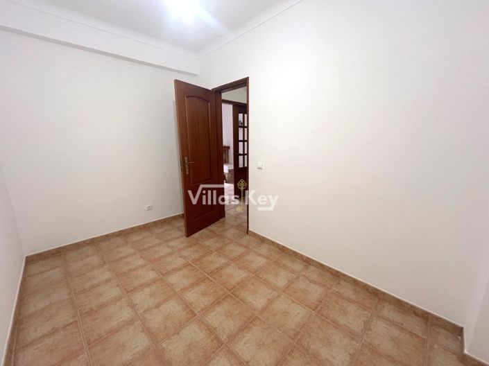 Image No.13-3 Bed House for sale