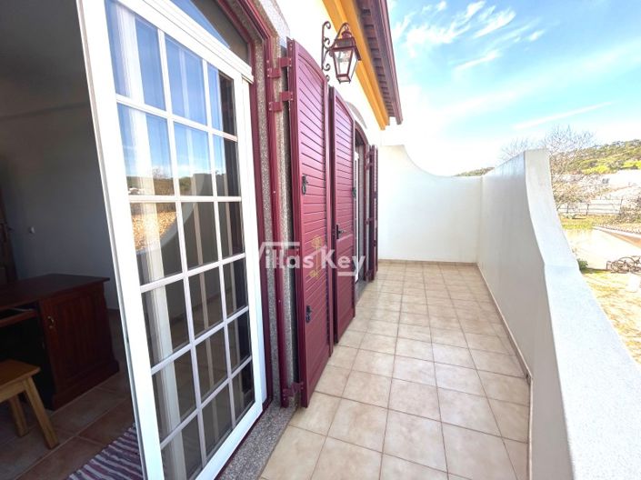 Image No.24-3 Bed House for sale