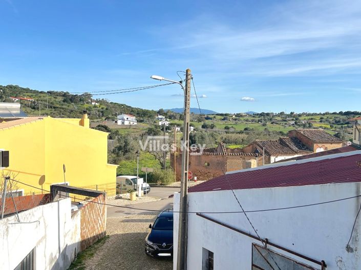 Image No.26-3 Bed House for sale