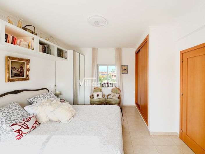 Image No.19-3 Bed Apartment for sale