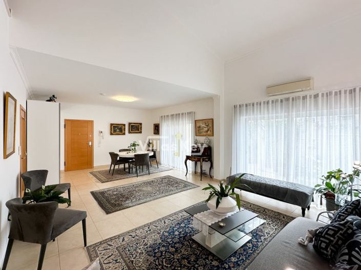 Image No.3-3 Bed Apartment for sale