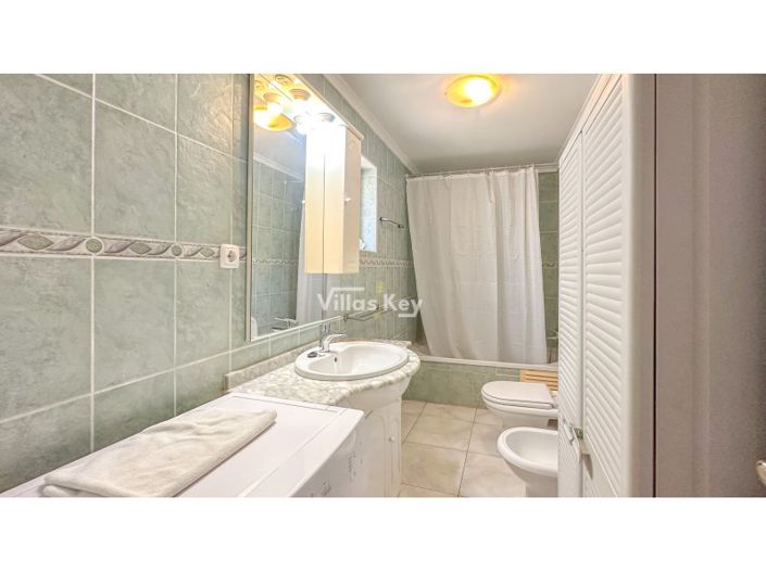 Image No.10-4 Bed Farmhouse for sale