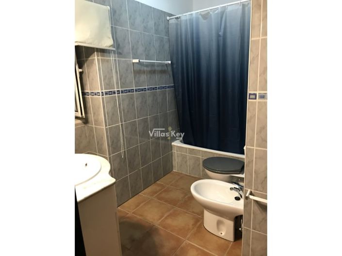 Image No.28-4 Bed Farmhouse for sale