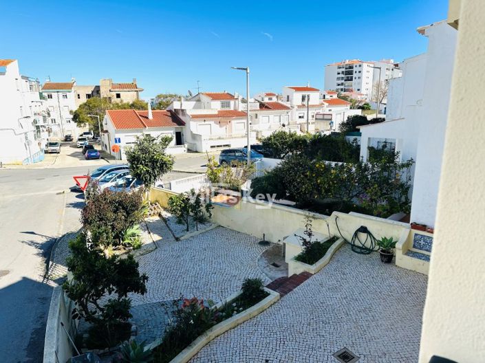 Image No.39-5 Bed House for sale