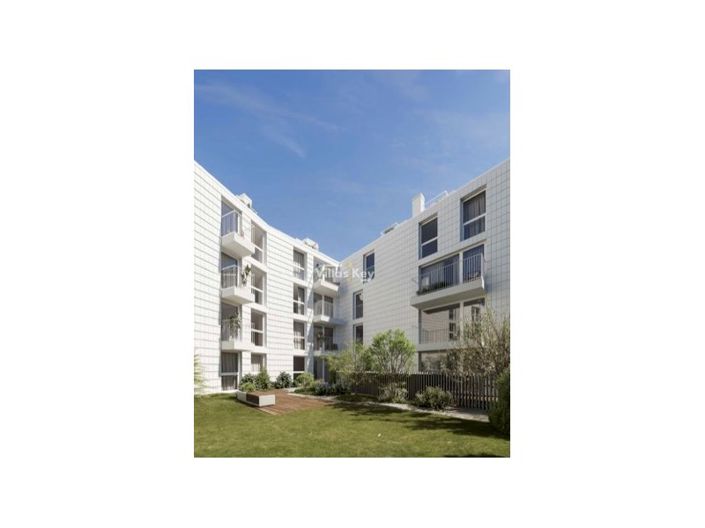 Image No.12-2 Bed Apartment for sale