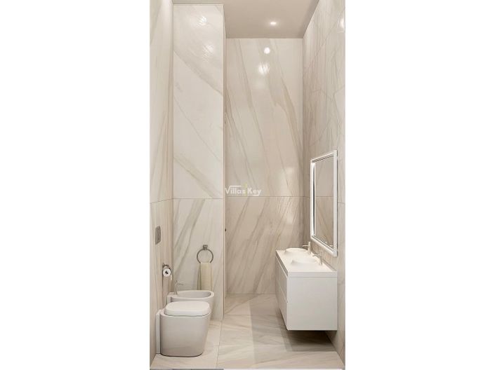 Image No.32-4 Bed House for sale