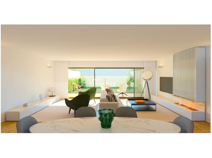 Image No.3-5 Bed House for sale