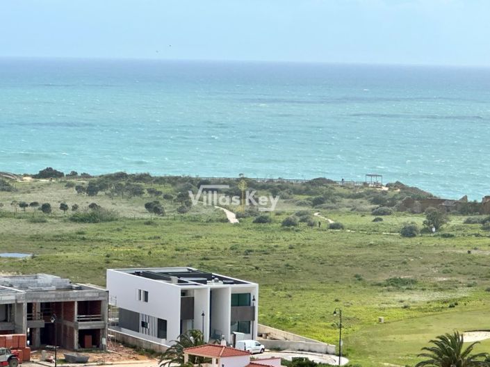 Image No.31-4 Bed House for sale