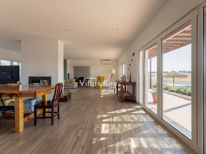 Image No.13-5 Bed Farmhouse for sale