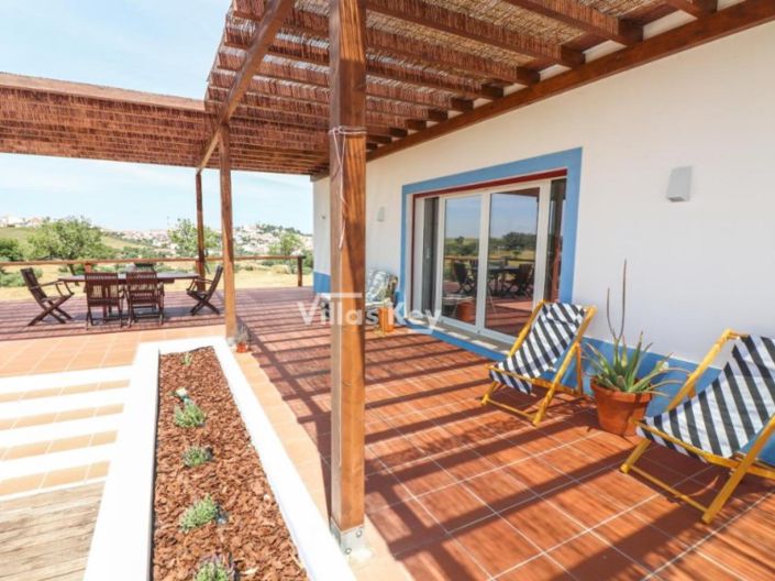 Image No.40-5 Bed Farmhouse for sale