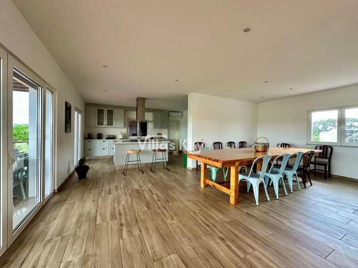 Image No.53-5 Bed Farmhouse for sale