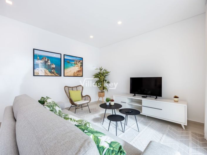 Image No.8-3 Bed Apartment for sale