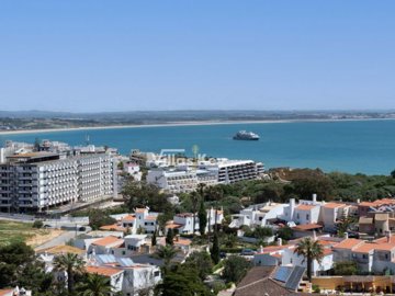 id3c299901-0000-0500-0000-00001581c0d2