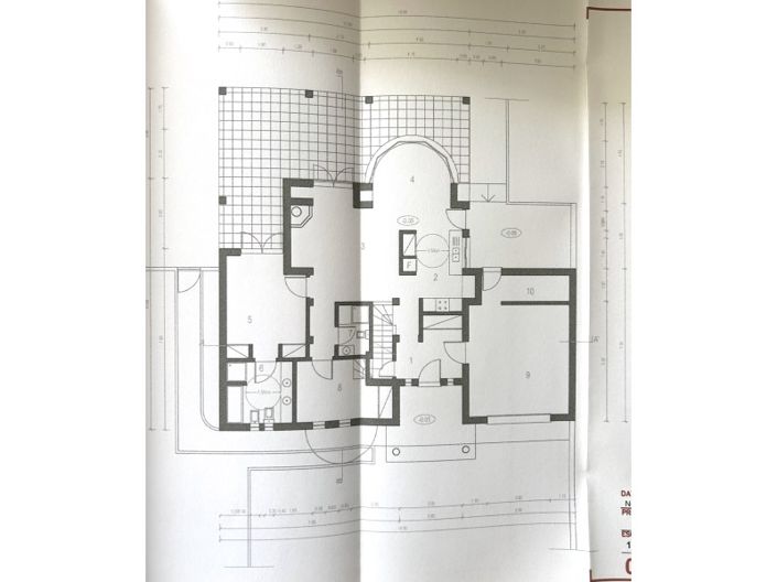 Image No.42-4 Bed House for sale