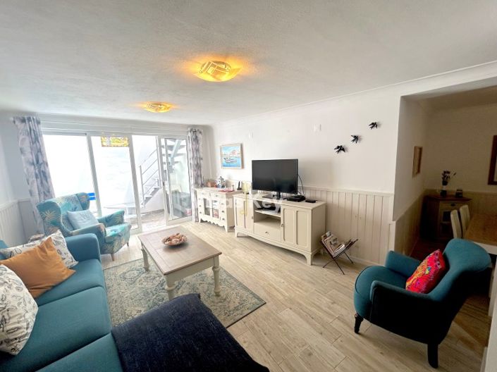 Image No.13-4 Bed House for sale