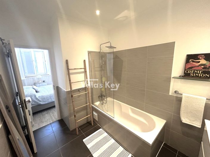 Image No.22-4 Bed House for sale