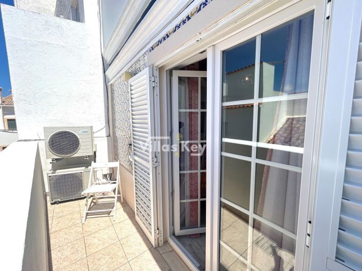 Image No.29-4 Bed House for sale