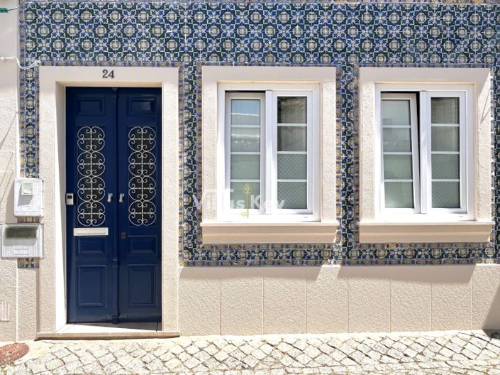 Image No.4-4 Bed House for sale