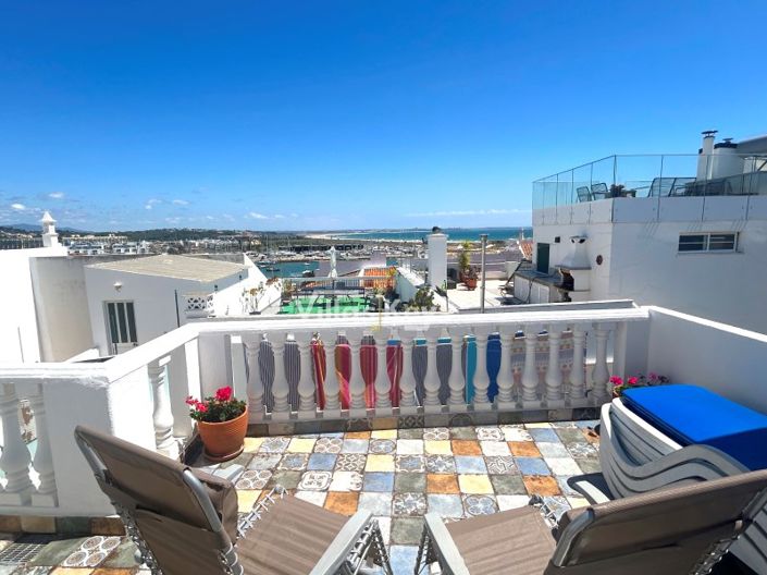 Image No.44-4 Bed House for sale