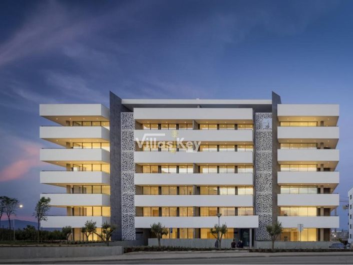 Image No.27-2 Bed Apartment for sale