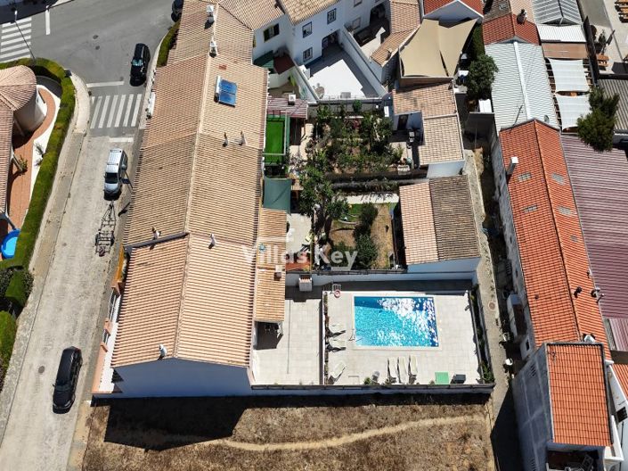 Image No.27-4 Bed House for sale