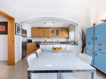 ida6aa9b01-0000-0500-0000-00001598cbeb