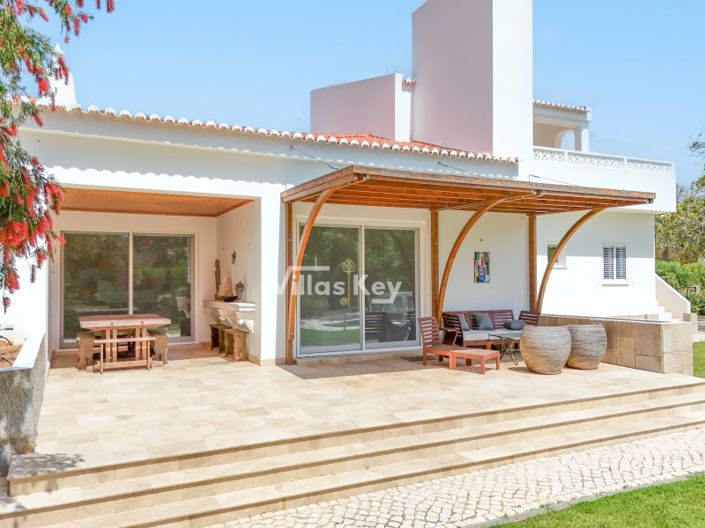 Image No.11-4 Bed House for sale