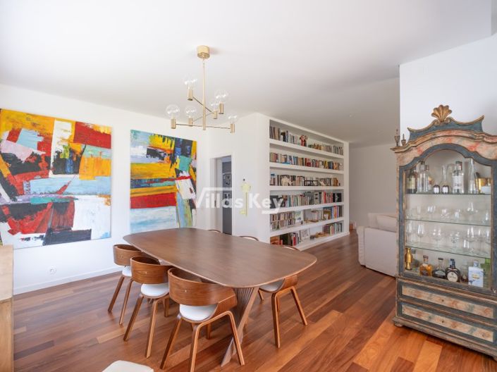 Image No.3-4 Bed House for sale