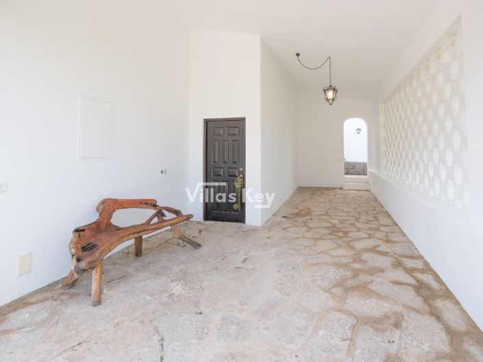 Image No.37-4 Bed House for sale