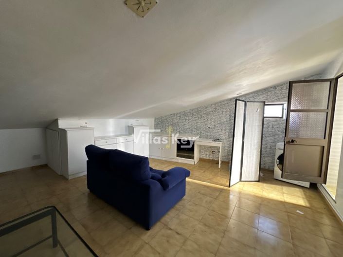 Image No.20-3 Bed House for sale