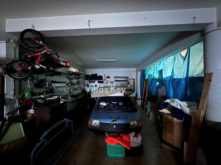 Image No.31-3 Bed House for sale