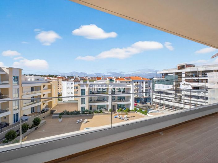 Image No.23-3 Bed Apartment for sale