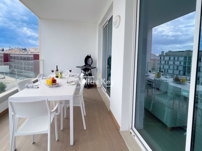 Image No.3-3 Bed Apartment for sale