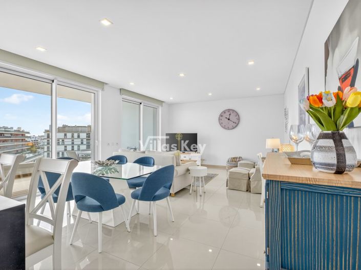 Image No.9-3 Bed Apartment for sale