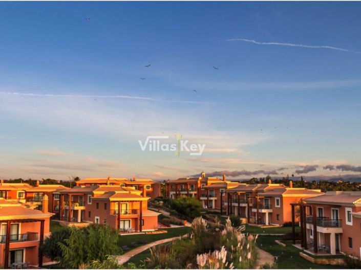 Image No.30-2 Bed Apartment for sale