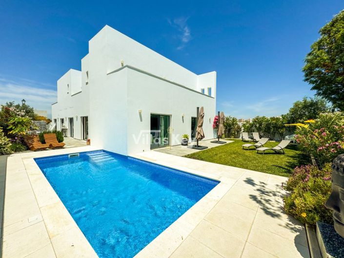 Image No.1-6 Bed House for sale