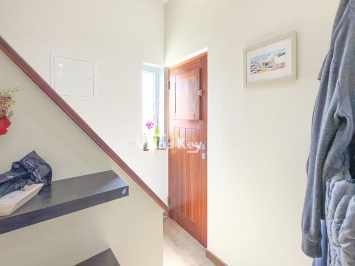 Image No.10-2 Bed House for sale