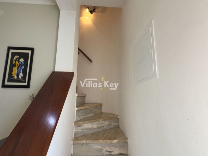 Image No.12-2 Bed House for sale