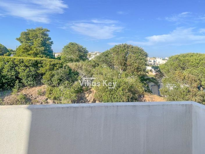 Image No.25-3 Bed House for sale