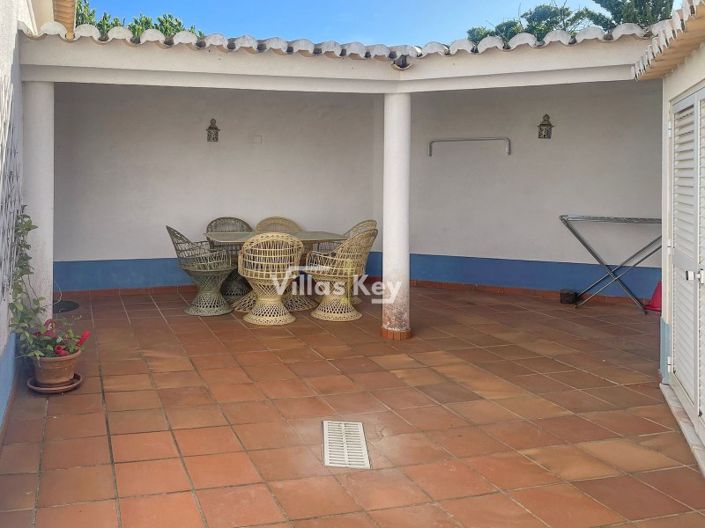 Image No.28-3 Bed House for sale