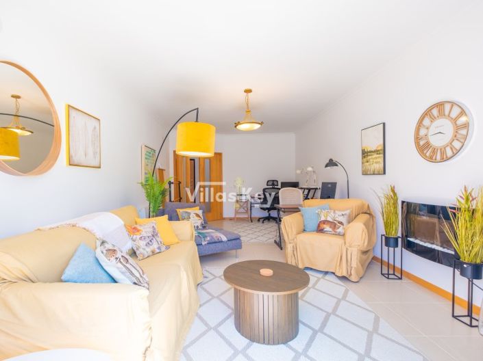 Image No.10-2 Bed House for sale