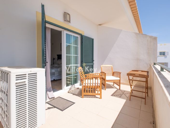 Image No.20-2 Bed House for sale