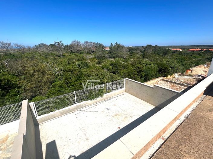 Image No.21-3 Bed House for sale