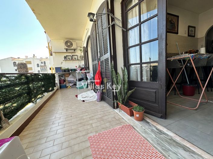 Image No.12-2 Bed Apartment for sale