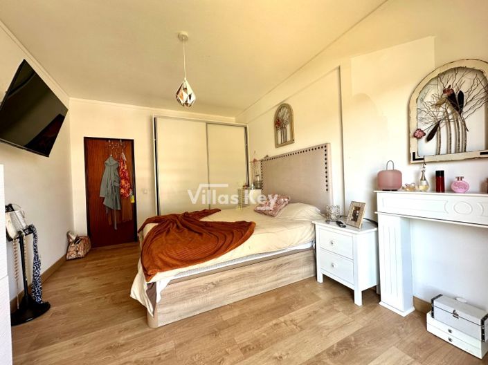 Image No.23-2 Bed Apartment for sale