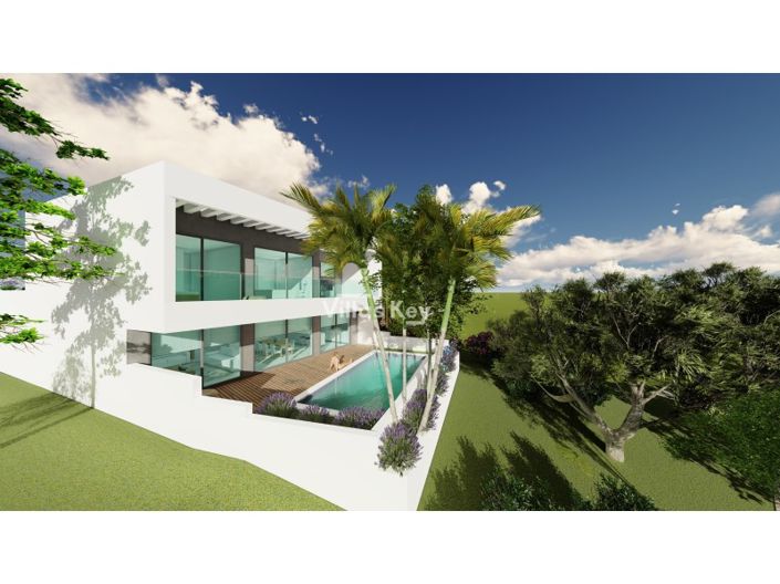 Image No.8-4 Bed House for sale